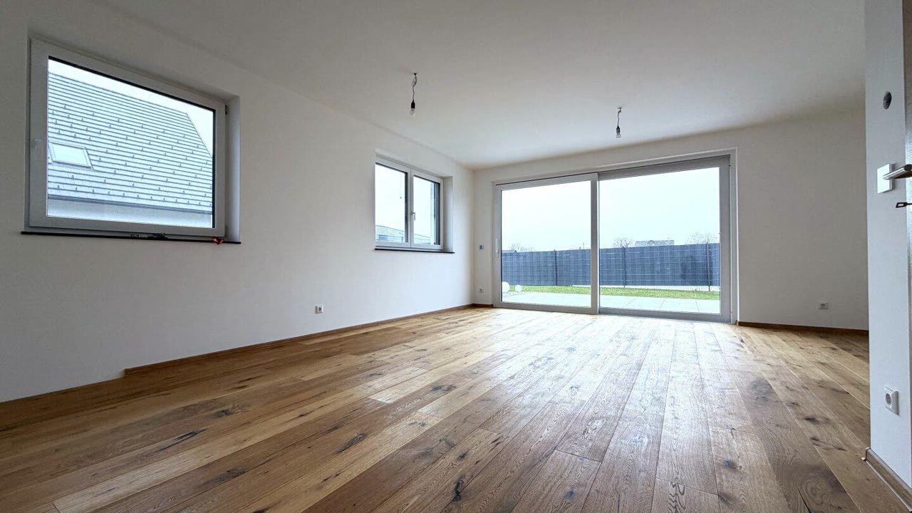 Leerer Wohnraum, echtes Foto